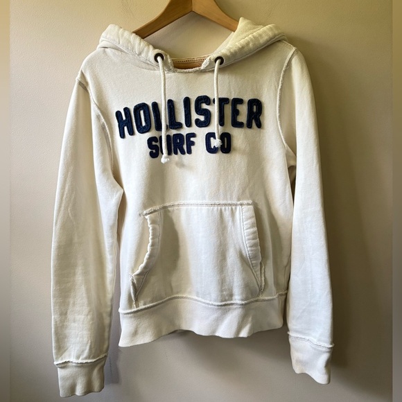 Hollister Cream Hoodie with Navy Logo - Picture 1 of 10